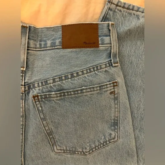 Madewell | The Perfect Vintage Jean in Grandbay Wash | Ripped Edition | size 24